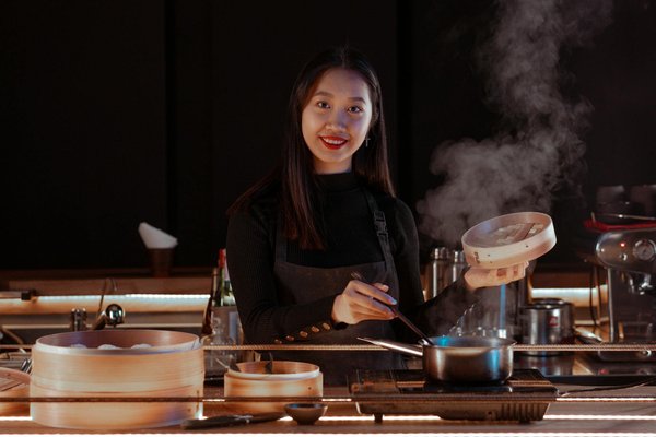 Unlocking slimness: the role of mindful eating in attaining and sustaining a healthy figure